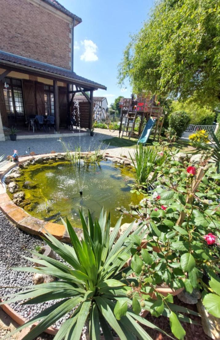Chez Marie Hotel Drosnay Buitenkant foto